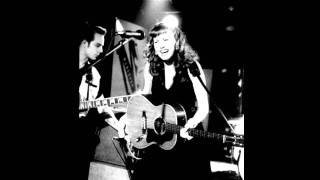 Kim Lenz & Her Jaguars - Fit To Be Tied