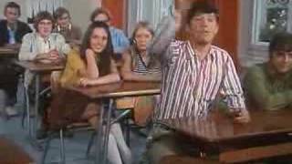 Hurra die schule brennt clip 1