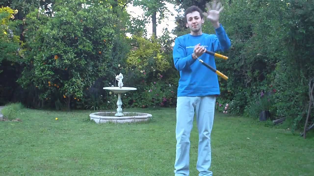 Can can from far leg