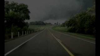 preview picture of video 'Monster Tornado near Mankato, MN- 8-24-06'