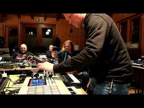 Nerdlich der Mitte VIII 2023 - moss live-jam