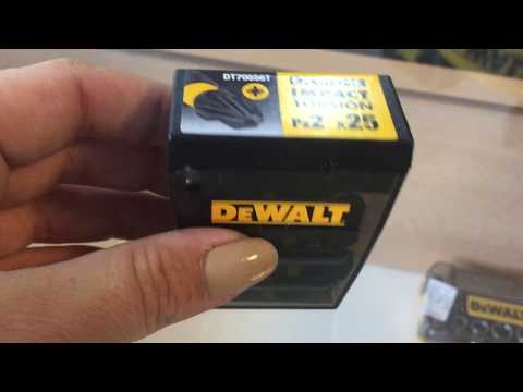 Набор бит DeWALT EXTREME FlexTorq Pz2, 25 мм, 25 шт, кейс (DT70556T)