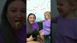 Download lagu Cute baby girl 🥰😘👼 mp3