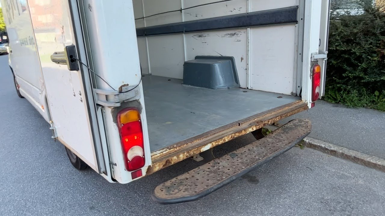 Flyttbil Renault Master , Stockholm, Klaravik auktioner