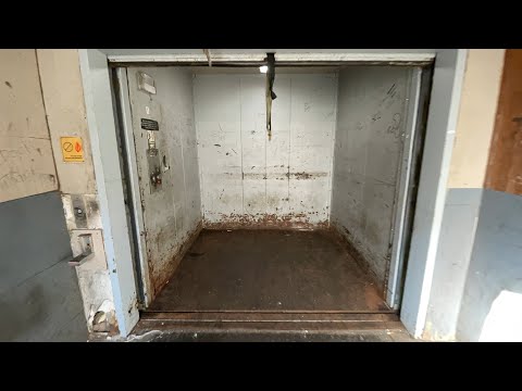 EPIC MOTOR: Montgomery Dry-Powered Hydraulic Freight Elevator @ Ross Park Mall - Pittsburgh, PA