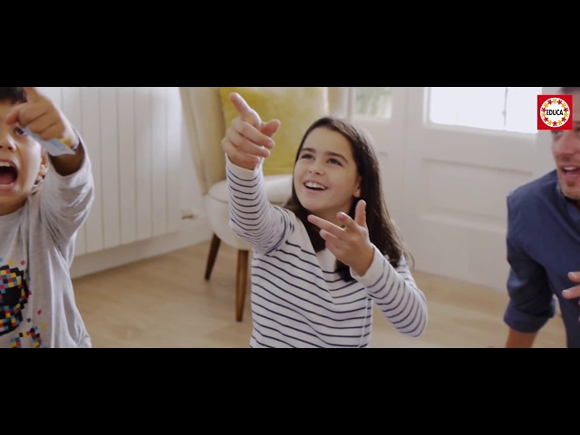 Vídeo relacionado con Educa - Adivina qué Imito | Juego de Mesa Familiar de Mímica | 3 Modos de Juego | Juegos de Mesa Entretenido y Creativo | A Partir de 6 años (16987)