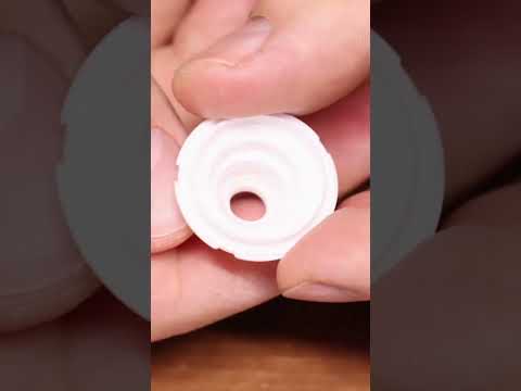 Как сделать лейку из пластиковой бутылки #shorts