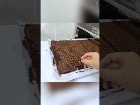 Ultrasonic cake cutting machine #cake #ultrasonicmachine #ultrasonic