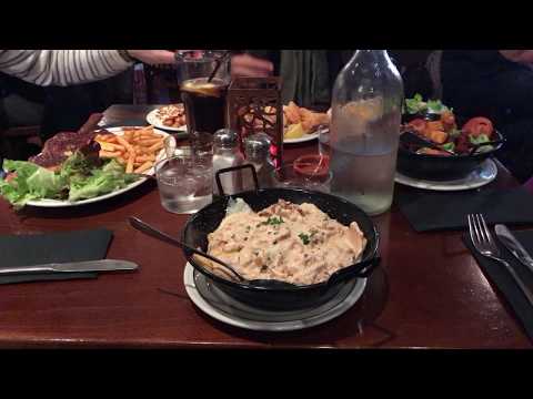 Jantar no Cañas y Tapas