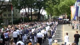 preview picture of video 'Schützenzug Düsseldorf Wersten 20120610 Parade (1).wmv'