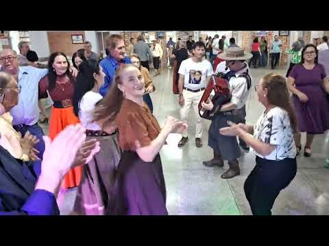 Final de Matine na Terceira idade de Eneias Marques Paraná(com marcos e margarida)
