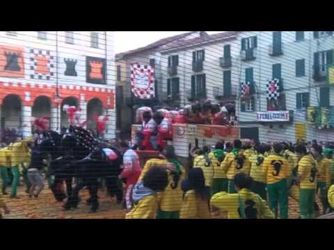 Battaglia delle arance Carnevale di Ivrea