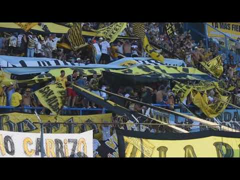 "Los pibes todo de la cabeza, la banda de brown en italiano ðŸ”¥" Barra: La Banda Monstruo &bull; Club: Almirante Brown