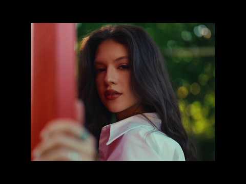 Cleopatra Stratan - Ma iubesc asa cum sunt