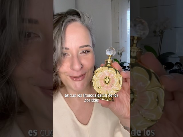 Vídeo relacionado con Swiss Arabian Noora Onyx For Women 0.6 oz Parfum Oil