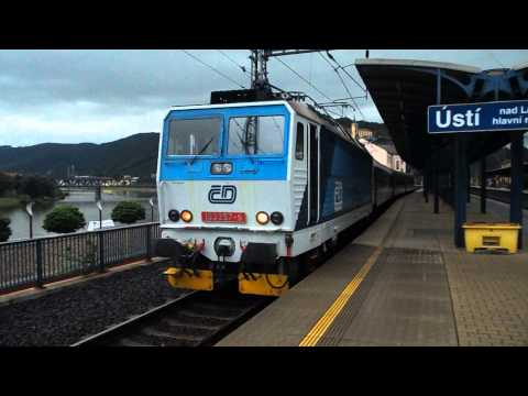 Odjezd vlaku R 1157 ve výlukovém řazení (ČD 163.257) - Ústí nad Labem hl.n., 21. 9. 2013