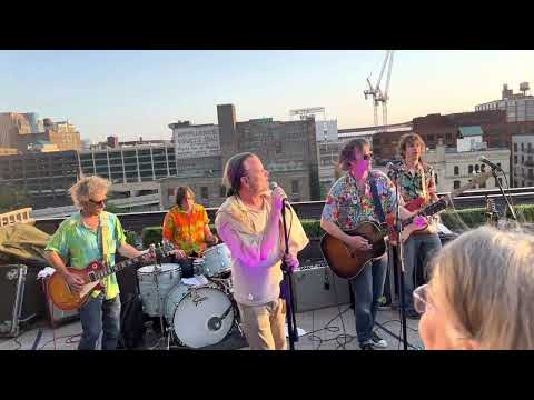 Kiss the night  Run Westy Run