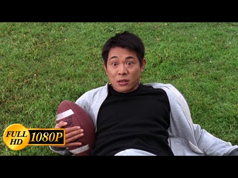 Jet Li plays American soccer with Black boys / Romeo Must Die (2000)