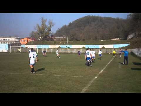 MECI LA JUNIORI :  CSM SCOLAR RESITA -  SEMENCUL VALIUG  2 - 1 , 2 .11.2013 , PART.  3