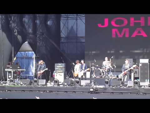 Johnny Marr - How Soon is Now? w/ Andy Rourke - Lollapalooza Brazil