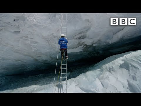 Crossing Everest’s deadly slopes | Earth's Natural Wonders: Living on the Edge  - BBC