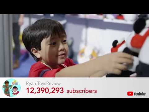 Ryan Toy Review and Others Came To The BHTB Booth at New York Toy Fair!