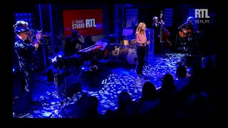 Vanessa Paradis - Ces Mots Simples (Live) - Le Grand Studio RTL