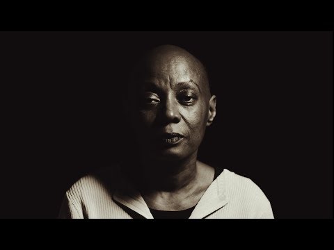 Streets Of London - Ralph McTell featuring the Crisis Choir with guest vocalist Annie Lennox