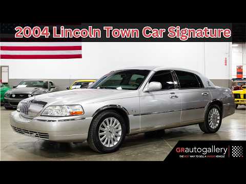 2004 Lincoln Town Car (CC-2119510) for sale in Kentwood, Michigan