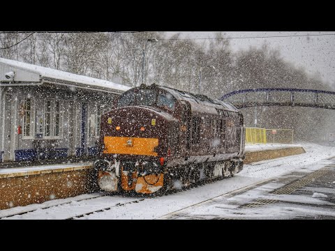 West Coast Railways 37676 at Dingwall in the snow