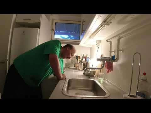 MongoTV_3392 - Danish Vlog - Del 2 - Smøre 2 Tunmadder Fredag Aften og Snakker