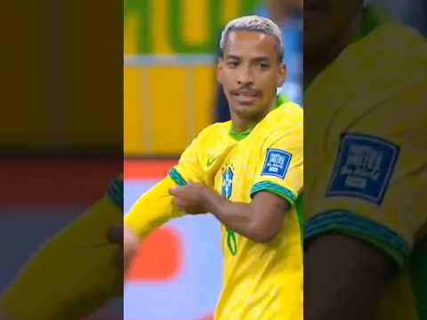 UHHHHHHH… Quase 😱! Bela batida de fora da área do Matheus Pereira #MP10 #cruzeiro #futebol