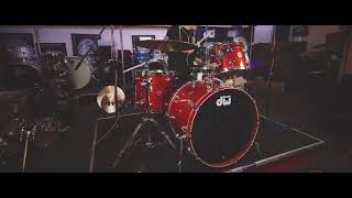 Video thumbnail for DW Collectors Maple/Mahogany Drum Kit, Super Tangerine Glass Finish by Peter Lewis