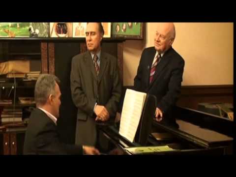 Николай Сличенко слушает романс Владимира Булюкина Лапшина