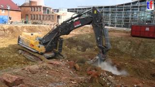 preview picture of video 'VOLVO EC700B HR & EC360C HR, Demolition / Abbruch, Winnenden, Germany,  06.03.2014.'