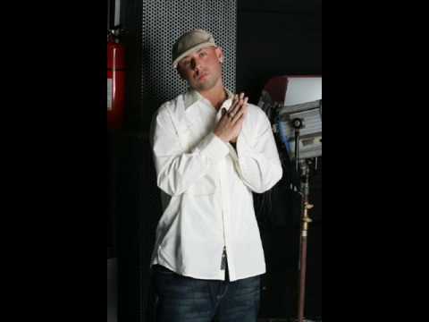 Cosculluela Ft Jomar El Caballo Negro - Guerreros De La Calle (Intro) 2009