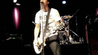 Mest Photographs Live At The Glass House