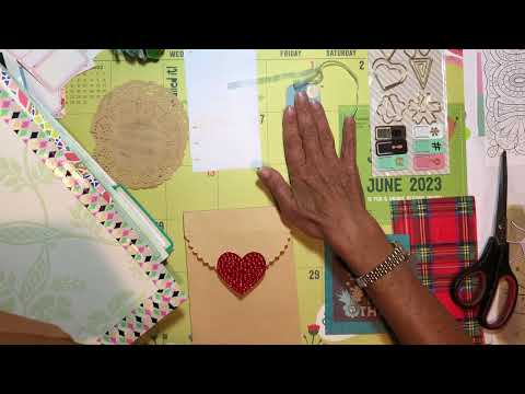 📖 How To Make A Junk Journal Part 1 || Deconstructing/Using Faux Flow