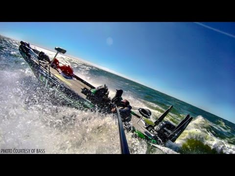 Bass Boating Tip - Navigate Big Waves & Shallow Water