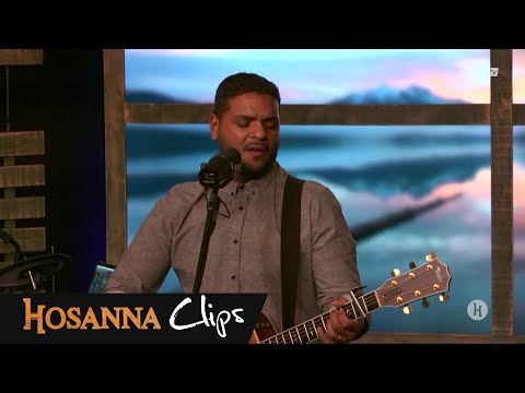 Tu es grand - Hosanna clips - Gwen Dressaire