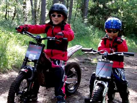 Oset Elektrotrialmotorräder beim Trialwandern