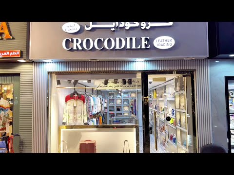 Crocodile Shopping