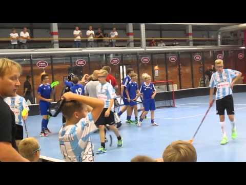 Tikkurilan Tiikerit tasoittaa 4-4:een 21 s ennen varsinaisen peliajan loppua.