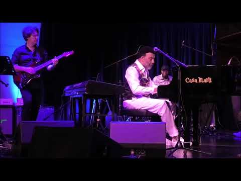 Living In The Flow - Bobby Lyle at 9. Mallorca Smooth Jazz Festival (2022)