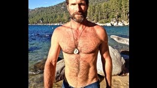 Natural health & alternative medicine chest. Herbs, essential oils & superfoods.