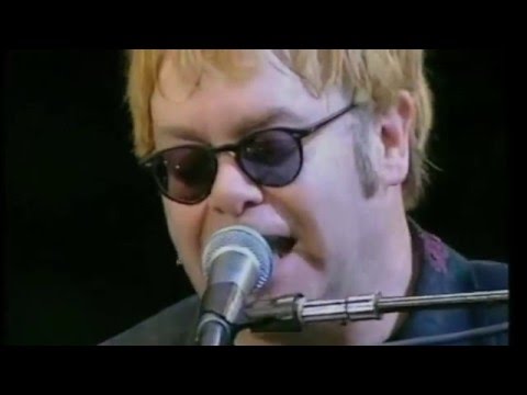 Elton John - Crocodile Rock - Sydney 2002