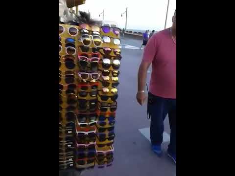 Policía de Monte Hermoso amenaza a turista