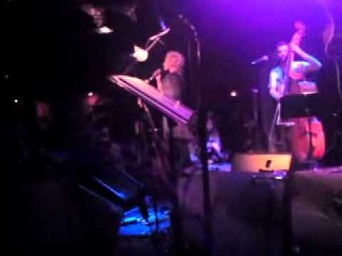 I agapi argei - Eleonora Zouganeli Live @ StN 6-12-10 (Vradia Melodia)