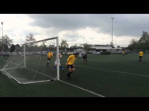 Wilhelmina 5 - RWB 3 1-0 (26-4-2015)