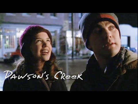 Pacey Gets Joey A Wall | Dawson's Creek